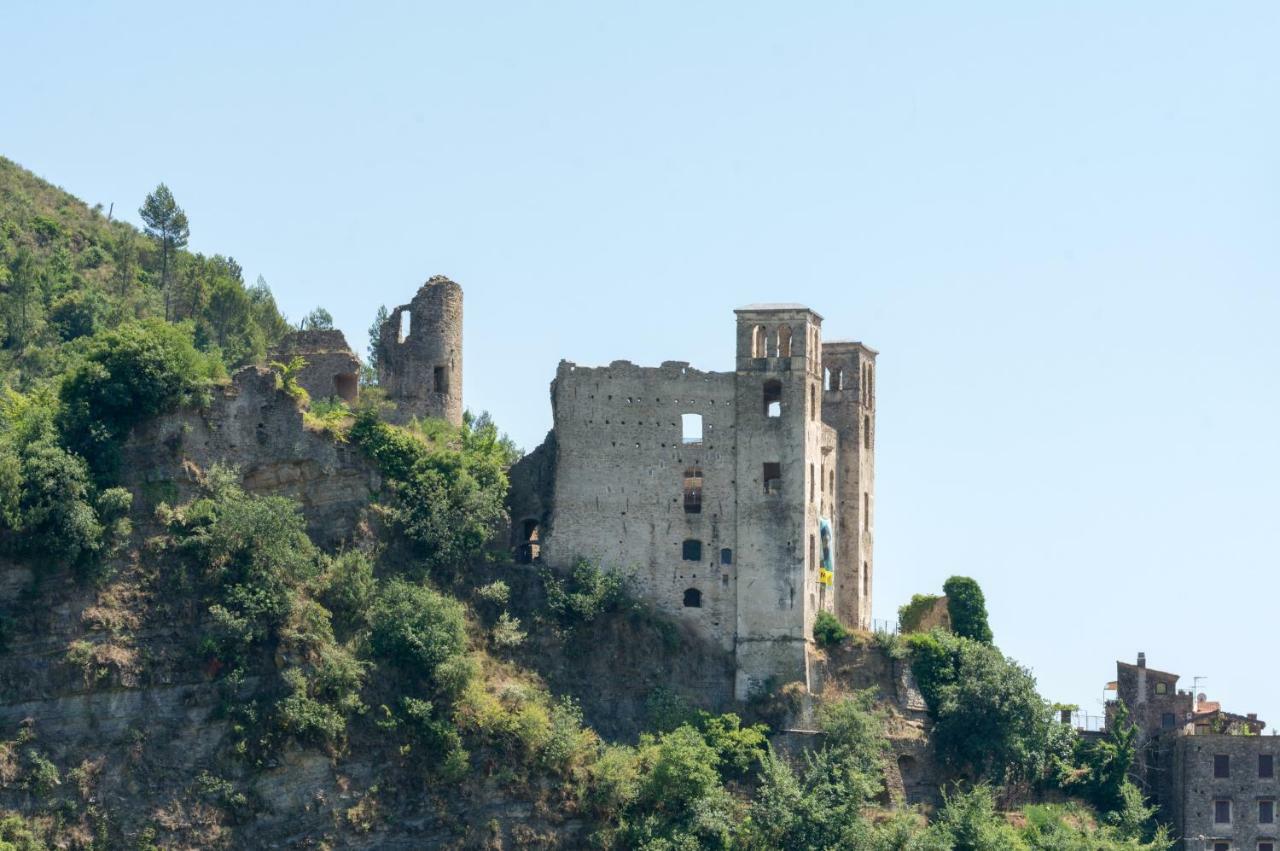 La Casa Di Elda Dolceacqua Exterior foto